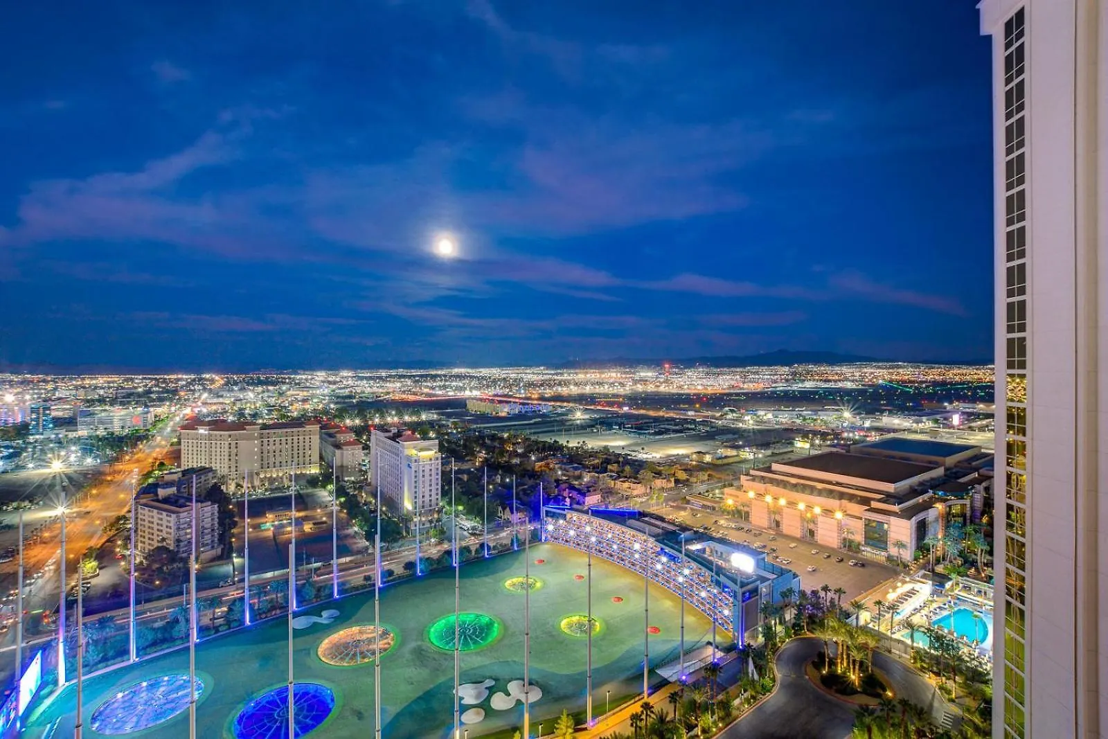 Eleve At The Signature Balcony Sphere View Las Vegas