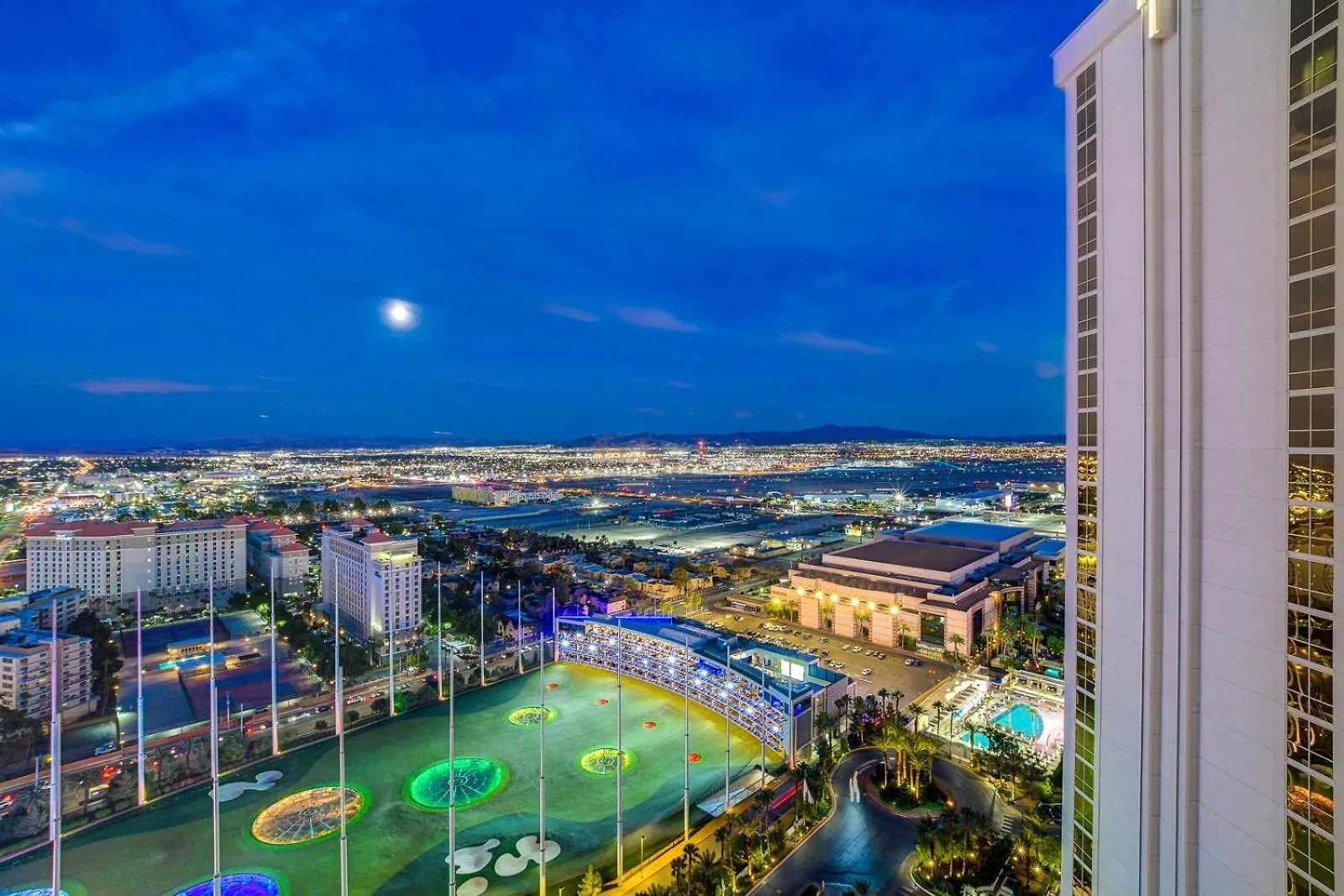 Eleve At The Signature Balcony Sphere View Las Vegas